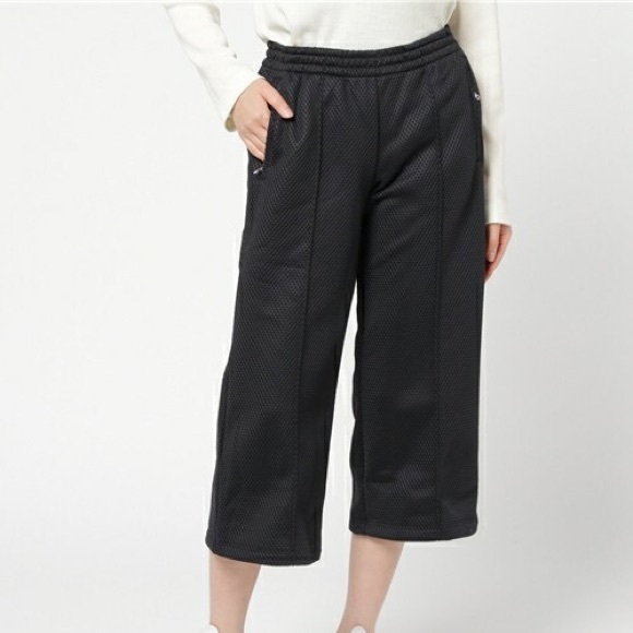 adidas sailor pants 7/8 adidas sailor pants 7/8